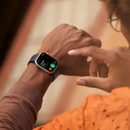 Apple Watch Series 8, 41mm GPS + Cellular (Starlight Sport Strap, Regular) - Image 1 - Your Mobile